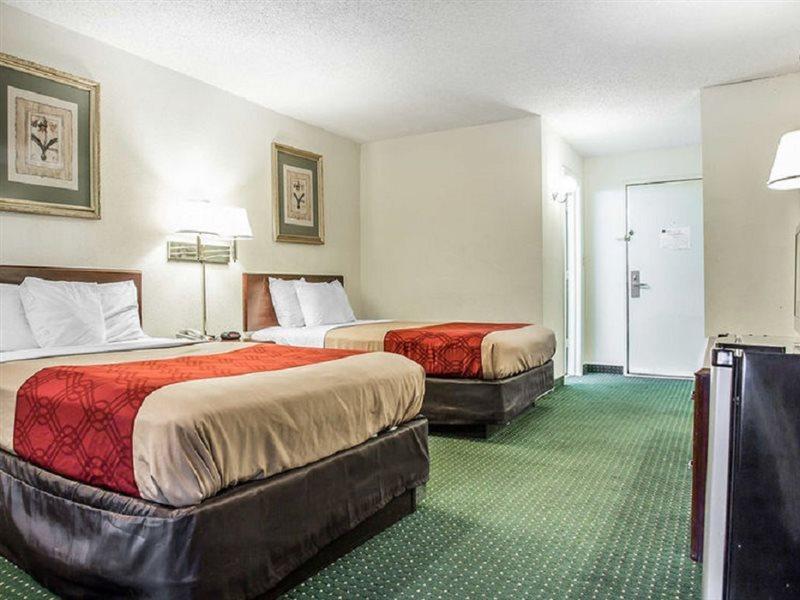 Econo Lodge Inn And Suites Dentsville Zewnętrze zdjęcie